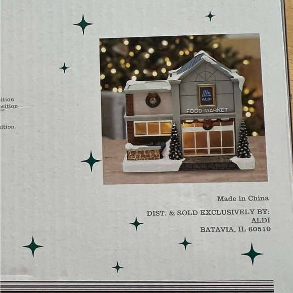 New 2024 Merry Moments Aldi Store-LED Light Up Christmas Village House. - Picture 6 of 7